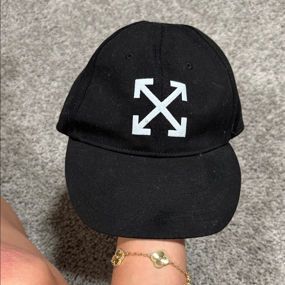 Off white Black Cap with White Arrow Design